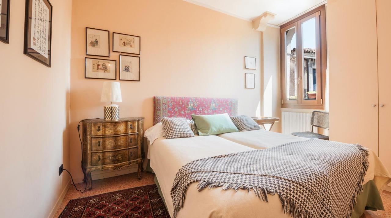 Stylish Renovated Apartment In The Heart Of The City Venice Exterior photo